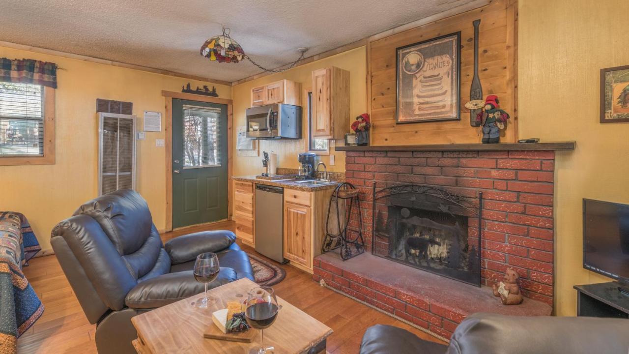 Holiday home Whispering Pine *