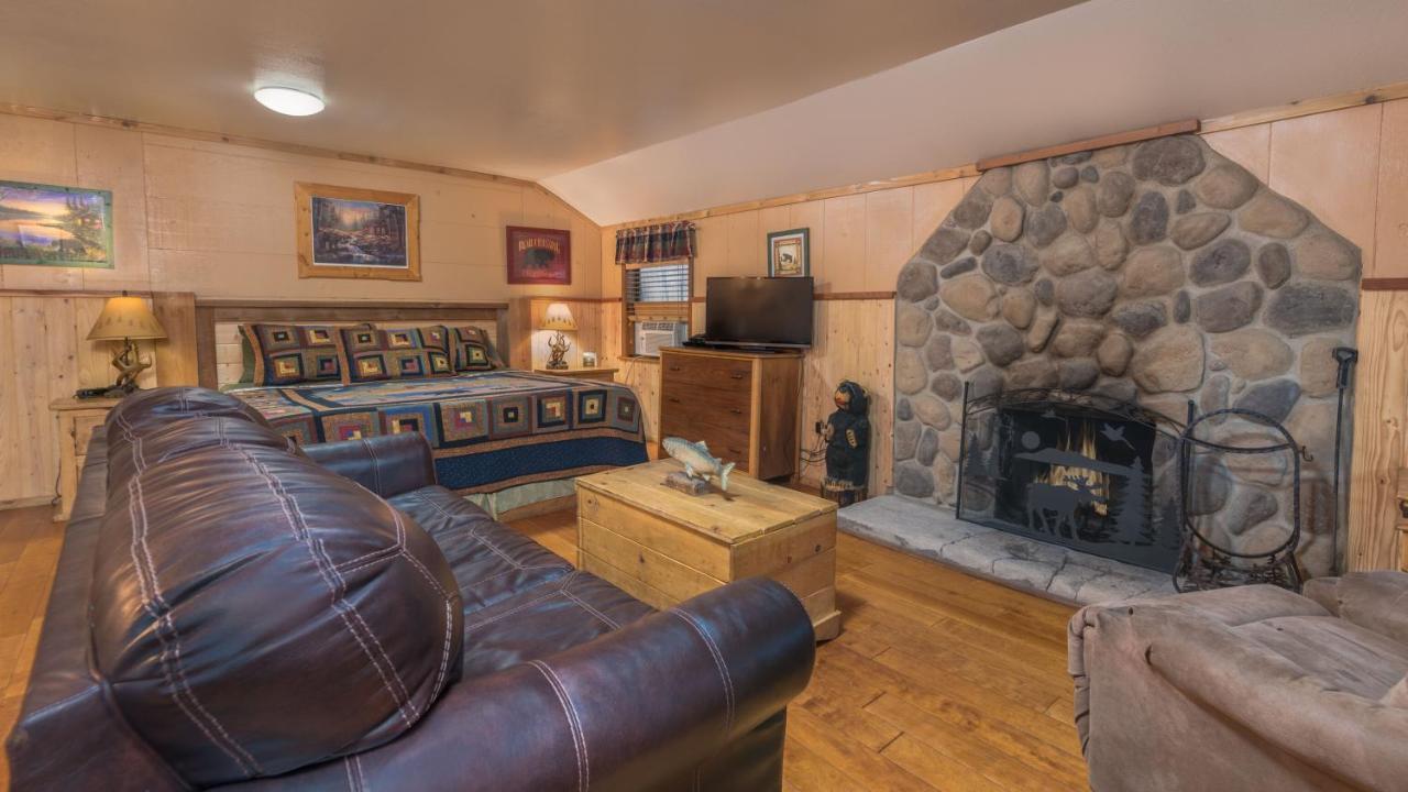 Whispering Pine Ruidoso