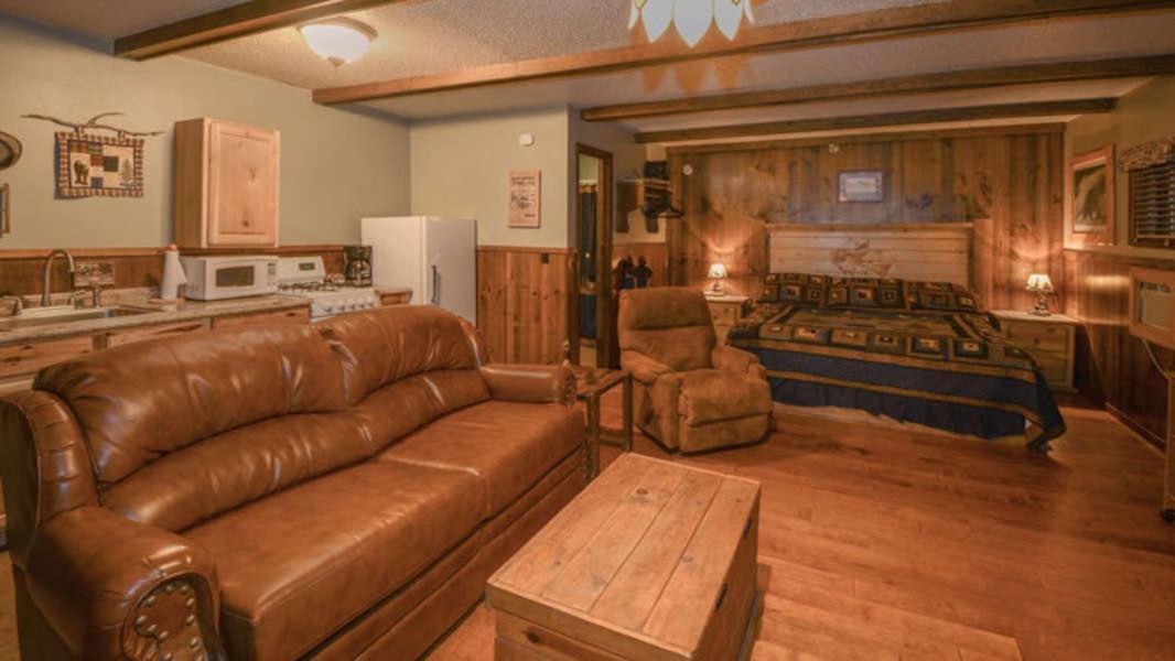 Holiday home Whispering Pine