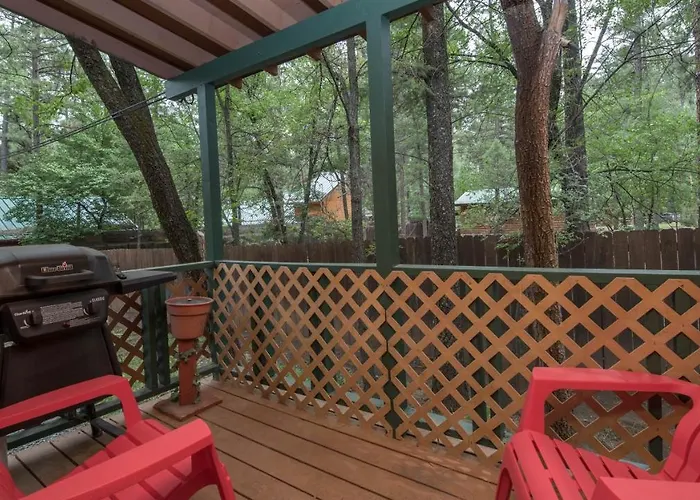Whispering Pine Cabins