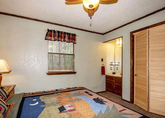 Whispering Pine Cabins