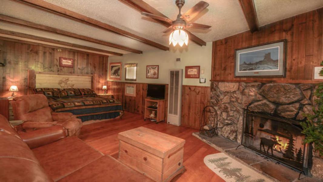 Whispering Pine Ruidoso