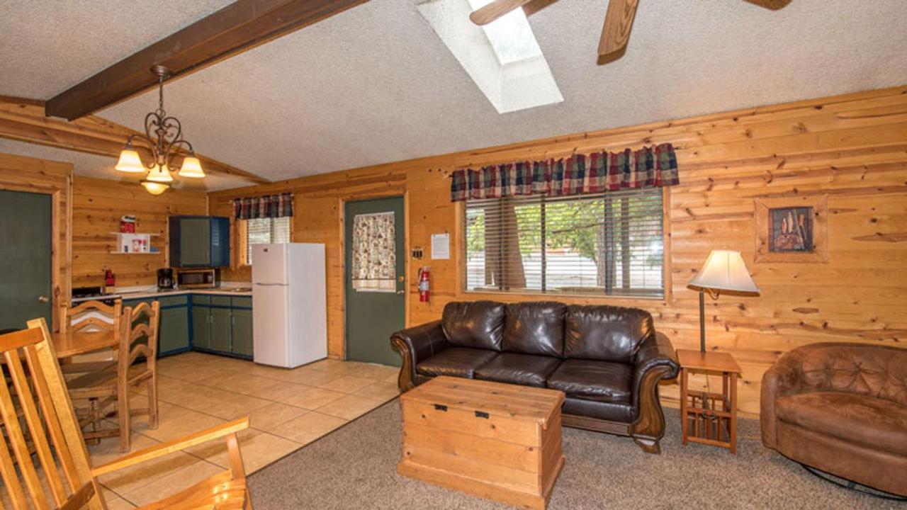 Whispering Pine Сasa de vacaciones Ruidoso